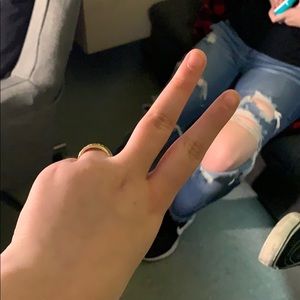 Meet your Posher, Chanel